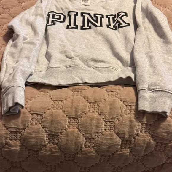 Gray VS PINK Sweatshirt - Picture 3 of 3